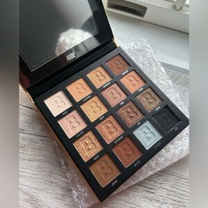 NWT Beauty Bay Nudes Palette